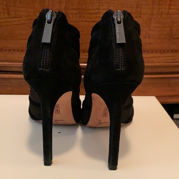 Vince Camuto Open toe high heel textured mesh boots - Picture 3 of 6